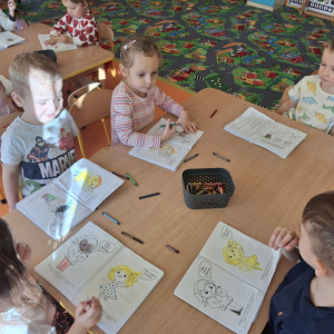 Kolorowanki w zeszycie projektowym:)
