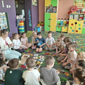 A może wstręt pojawia się tylko dzięki zmysłowi zapachu? -  refleksje i dyskusje z dziećmi.